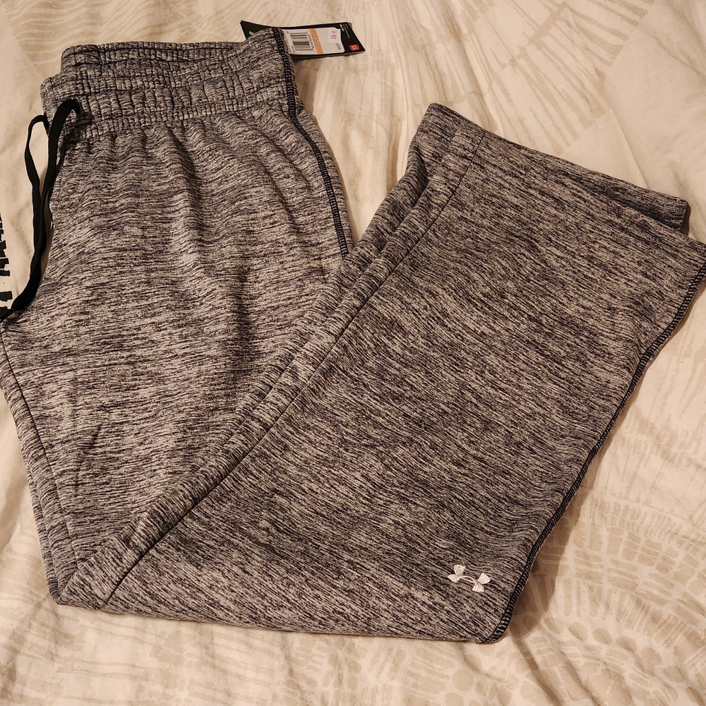 Womens Under Armor bottoms